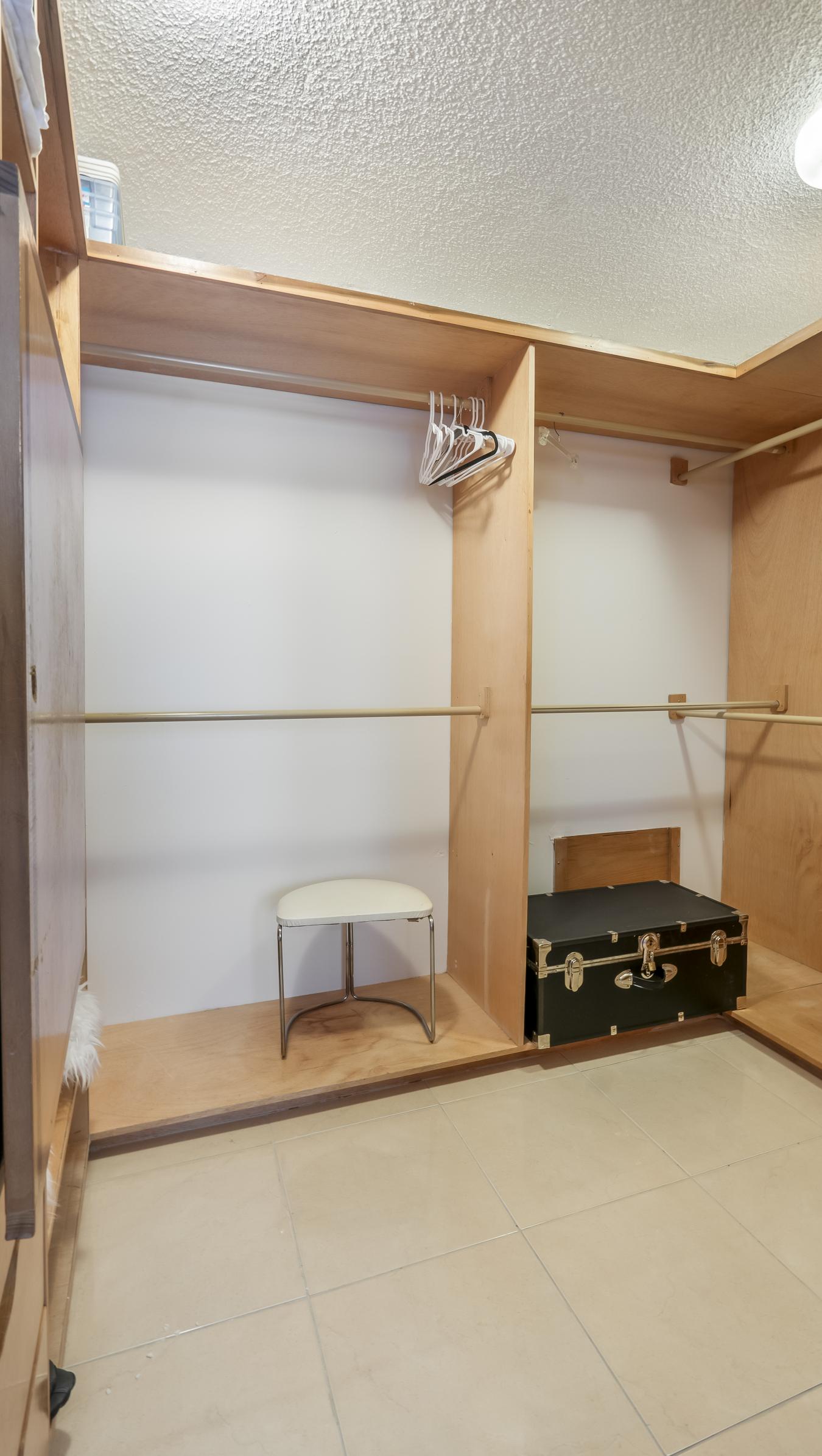 Surfside, Florida, 33154, United States, 2 Bedrooms Bedrooms, ,2 BathroomsBathrooms,Residential,For Sale,1860177