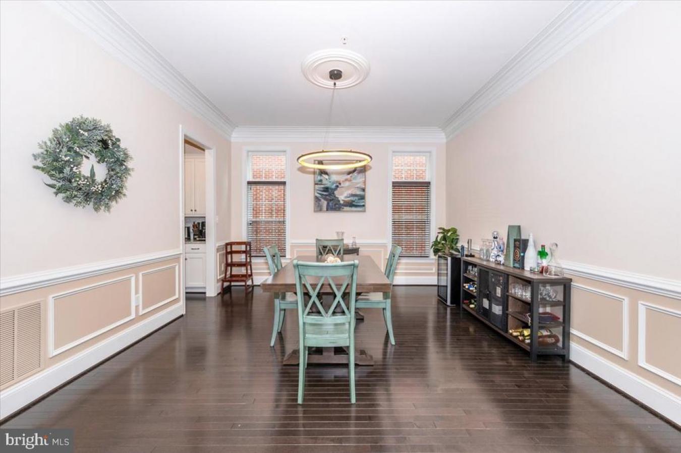 Gaithersburg, Maryland, 20878, United States, 5 Bedrooms Bedrooms, ,4 BathroomsBathrooms,Residential,For Sale,1868030