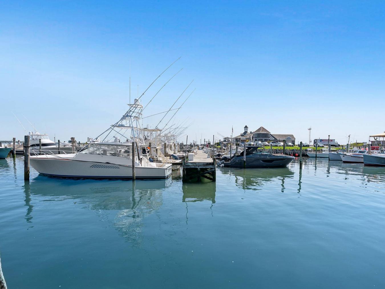 Hampton Bays, New York, 11946, United States, ,Residential,For Sale,1862725