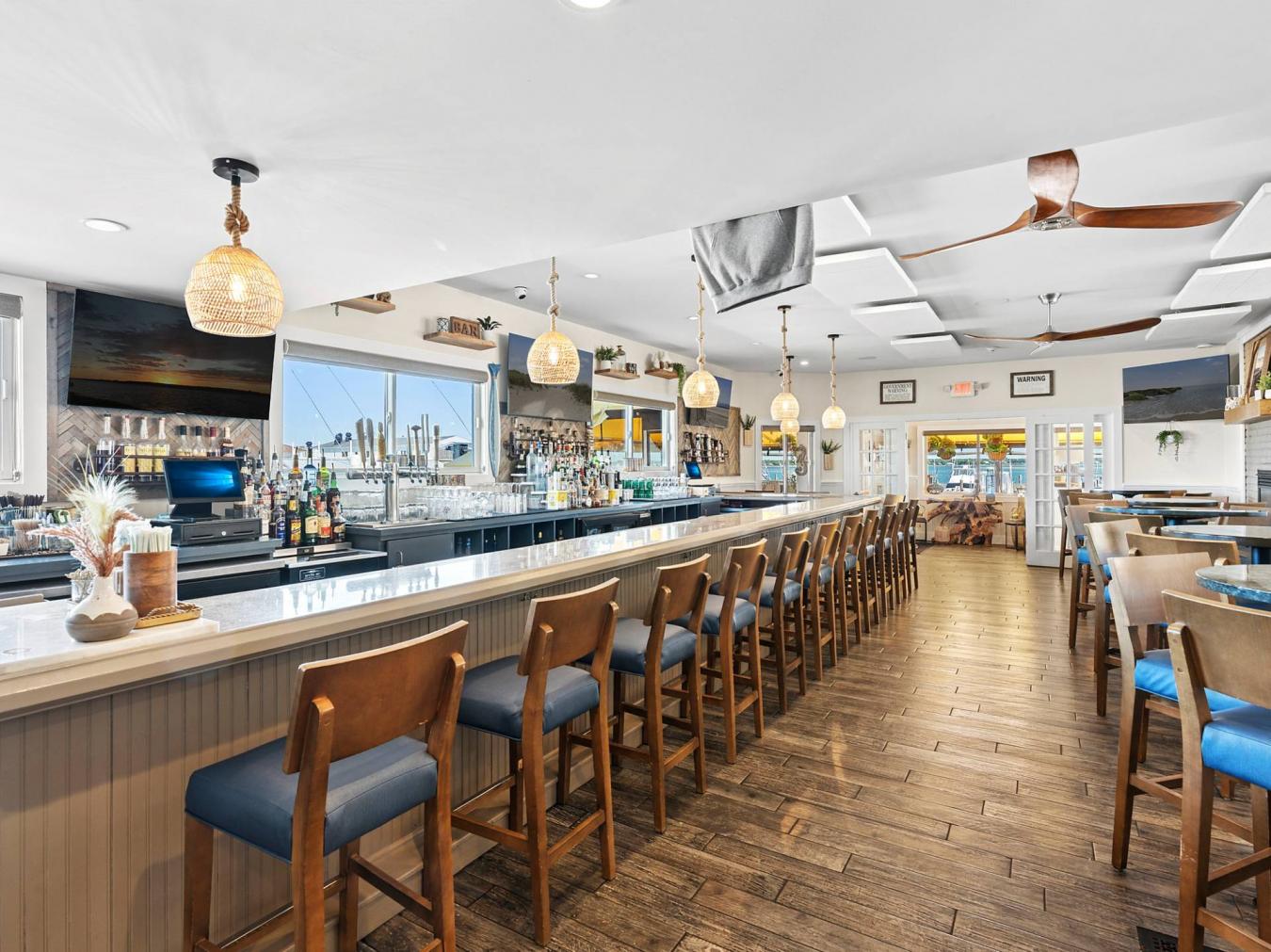 Hampton Bays, New York, 11946, United States, ,Residential,For Sale,1862725