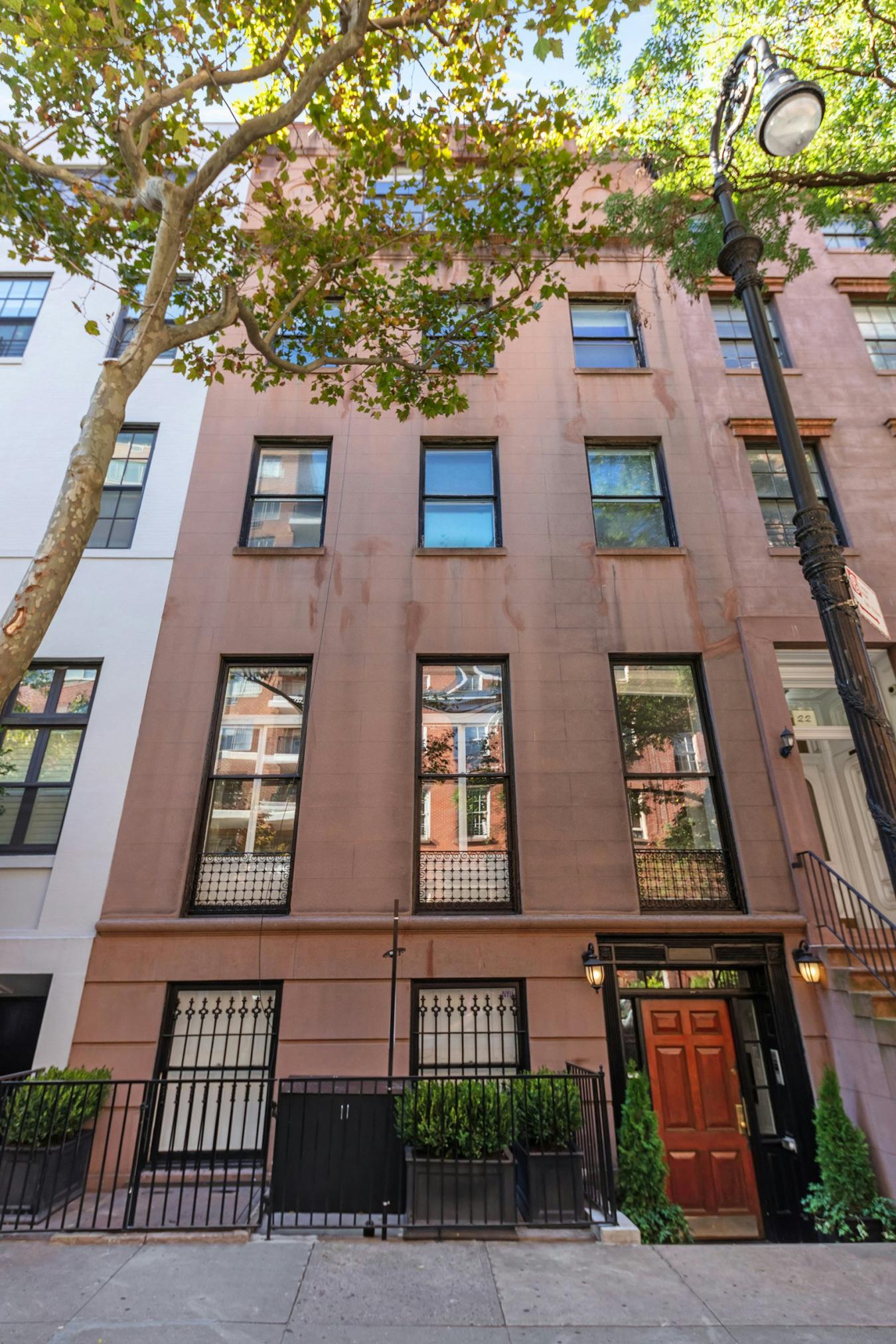 Greenwich Village, New York, 10011, United States, 8 Bedrooms Bedrooms, ,7 BathroomsBathrooms,Residential,For Sale,1862723