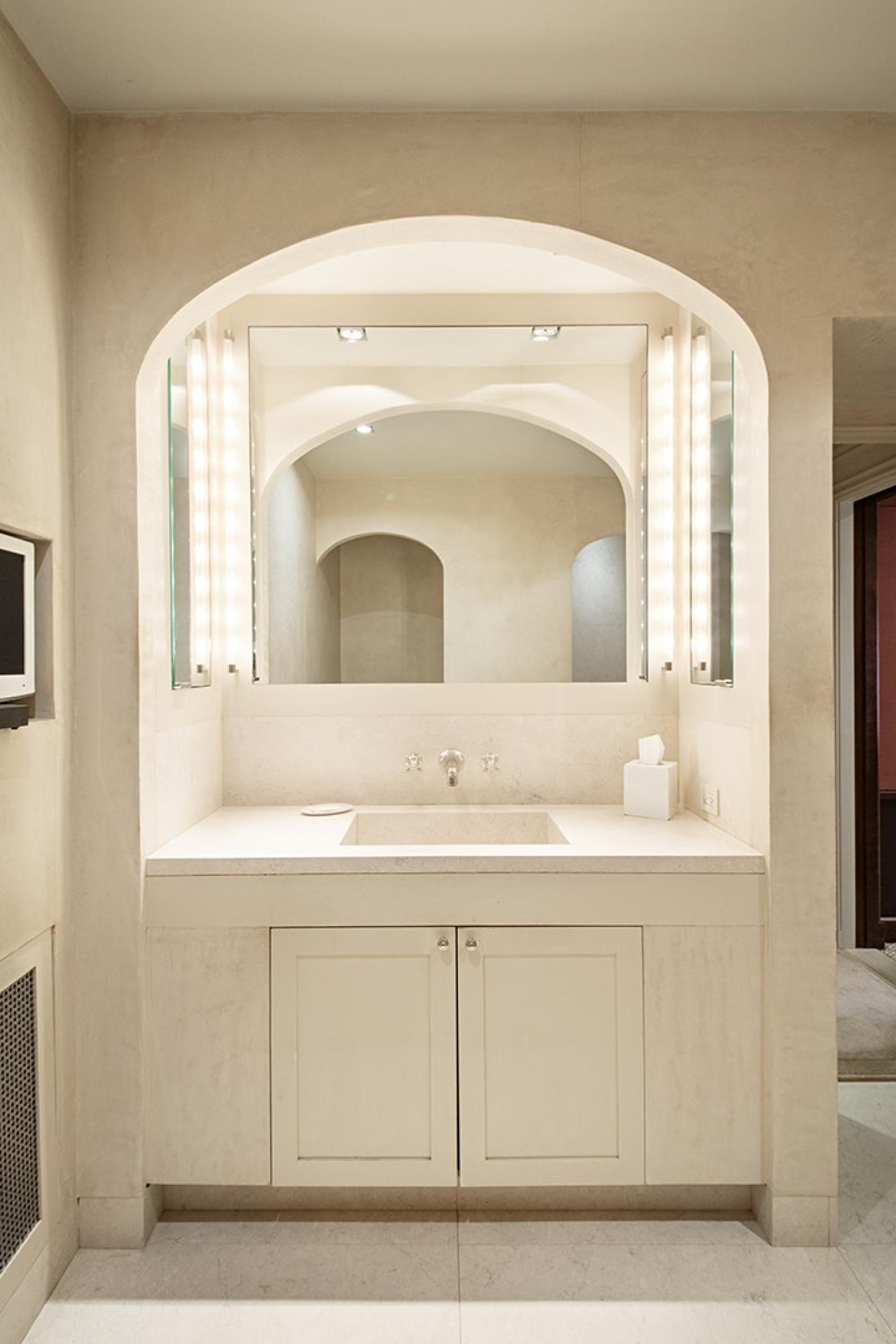 New York, New York, 10021, United States, 3 Bedrooms Bedrooms, ,3 BathroomsBathrooms,Residential,For Sale,1862721