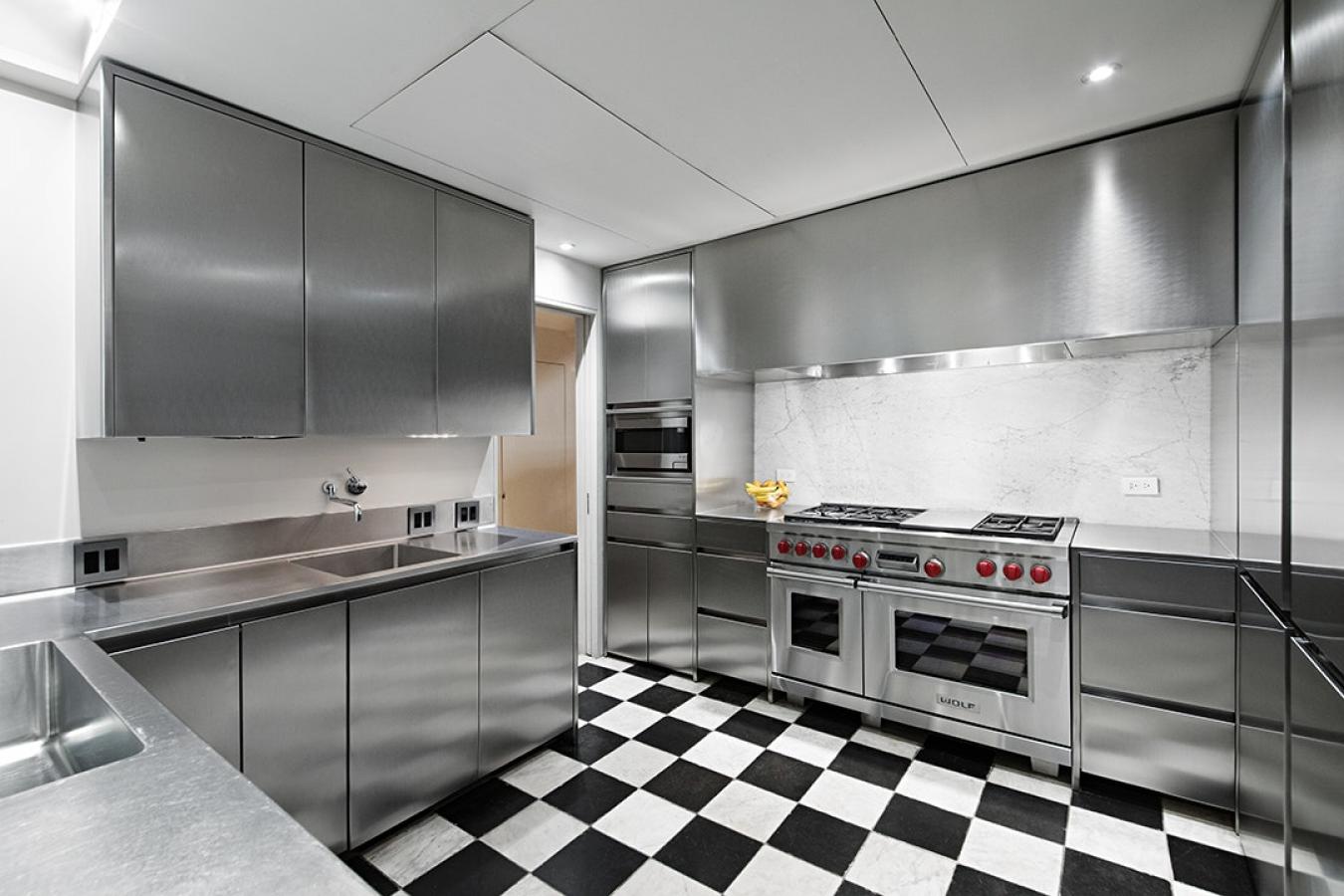 New York, New York, 10021, United States, 3 Bedrooms Bedrooms, ,3 BathroomsBathrooms,Residential,For Sale,1862721