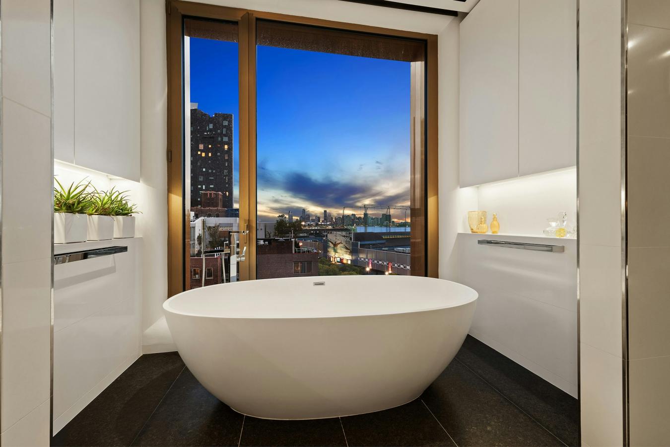 Chelsea, New York, 10011, United States, 3 Bedrooms Bedrooms, ,2 BathroomsBathrooms,Residential,For Sale,1968601