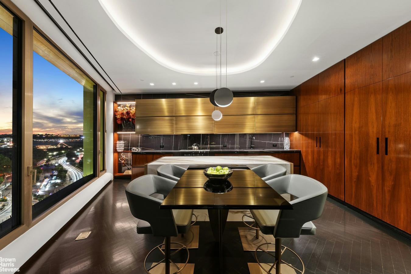 Chelsea, New York, 10011, United States, 3 Bedrooms Bedrooms, ,2 BathroomsBathrooms,Residential,For Sale,1946303