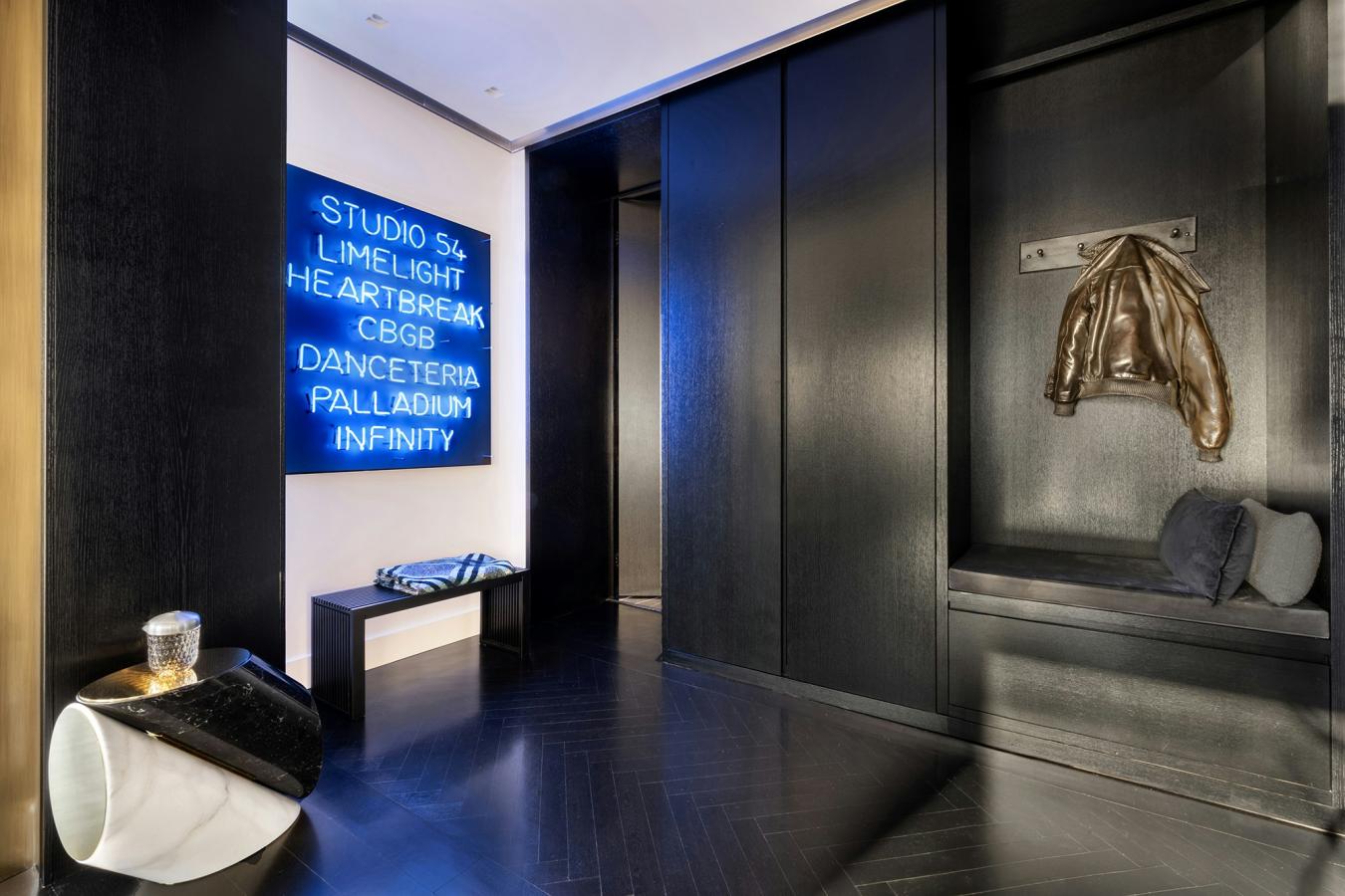 Chelsea, New York, 10011, United States, 3 Bedrooms Bedrooms, ,2 BathroomsBathrooms,Residential,For Sale,1968601