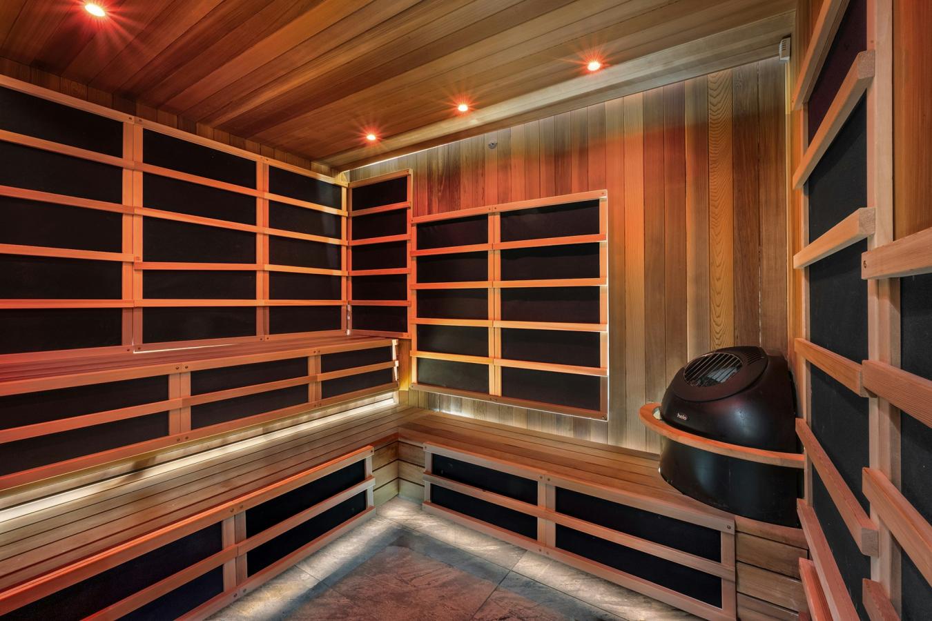 Chelsea, New York, 10011, United States, 3 Bedrooms Bedrooms, ,2 BathroomsBathrooms,Residential,For Sale,1968601