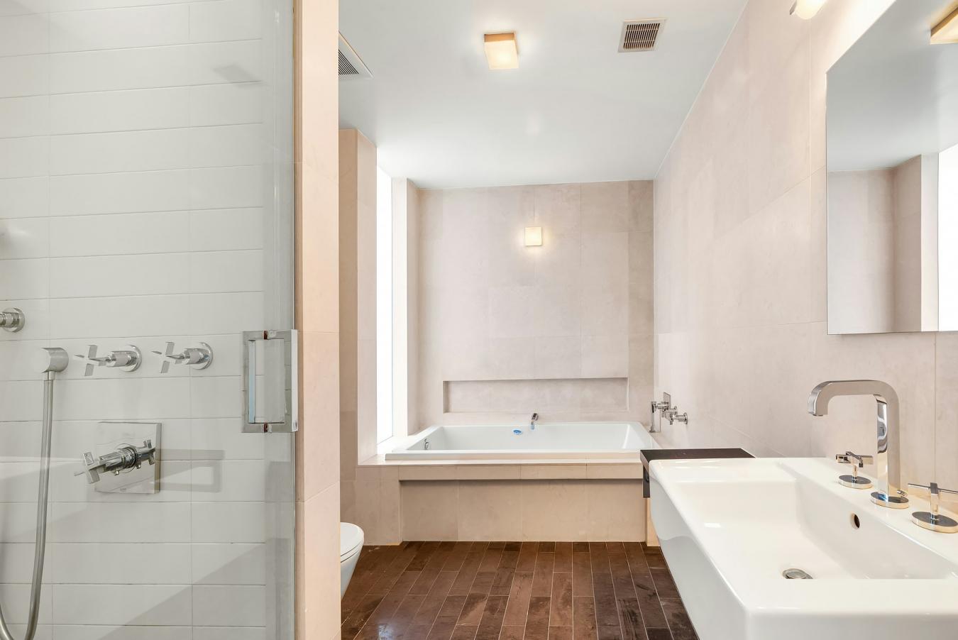 East Village, New York, 10009, United States, 2 Bedrooms Bedrooms, ,2 BathroomsBathrooms,Residential,For Sale,1946302