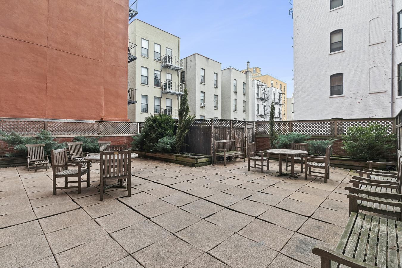 West Harlem, New York, 10026, United States, 2 Bedrooms Bedrooms, ,2 BathroomsBathrooms,Residential,For Sale,1862694