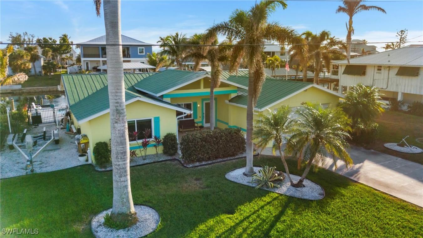 St. James City, Florida, 33956, United States, 2 Bedrooms Bedrooms, ,2 BathroomsBathrooms,Residential,For Sale,1869021