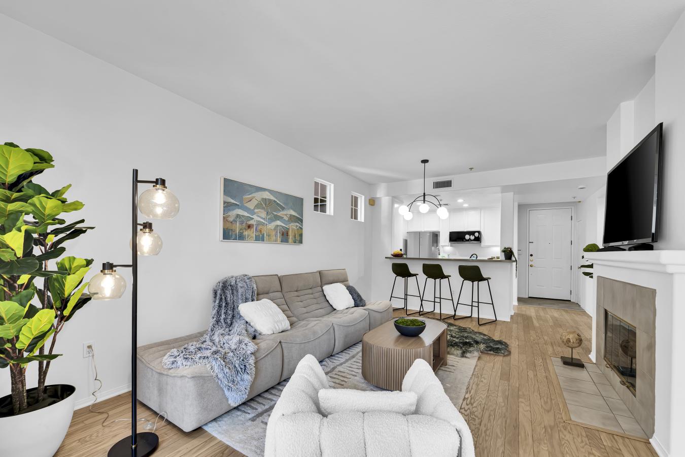 Playa Vista, Los Angeles, 90094, United States, 2 Bedrooms Bedrooms, ,2 BathroomsBathrooms,Residential,For Sale,1869008