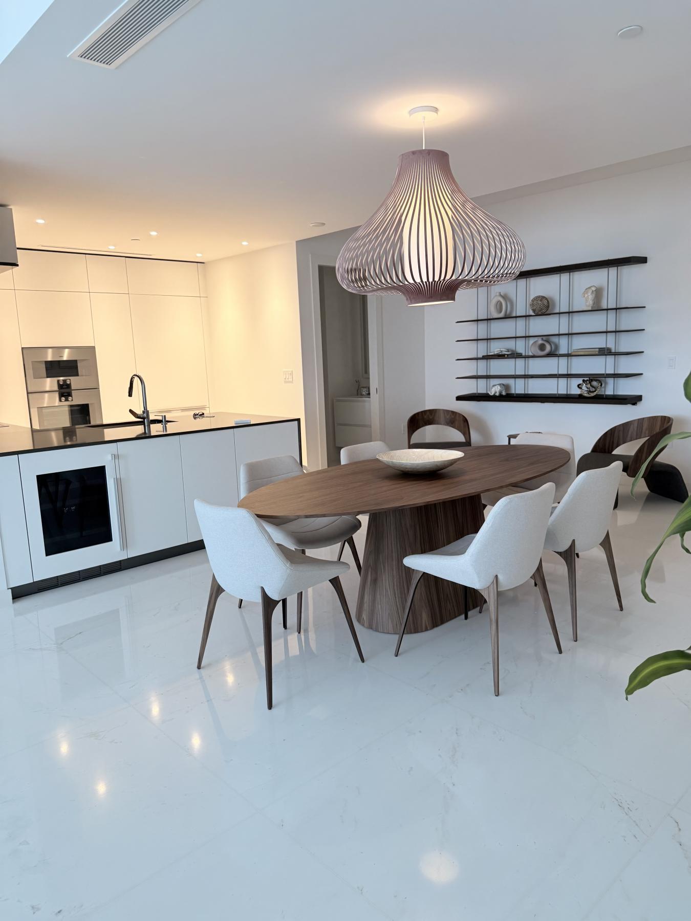 Miami, Florida, 33131, United States, 2 Bedrooms Bedrooms, ,2 BathroomsBathrooms,Residential,For Sale,1867819