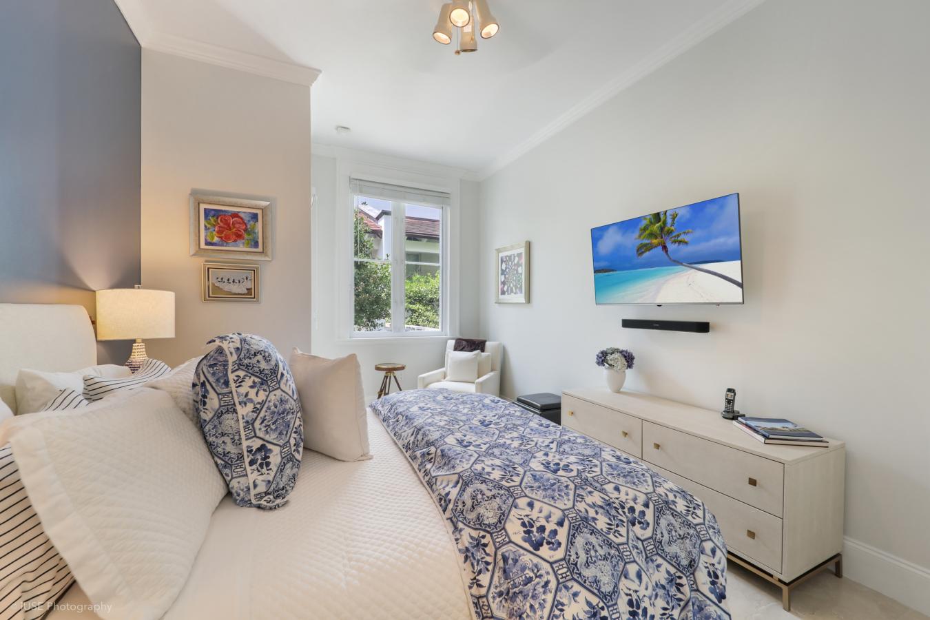 Coral Gables, Florida, 33134, United States, 4 Bedrooms Bedrooms, ,4 BathroomsBathrooms,Residential,For Sale,1867818