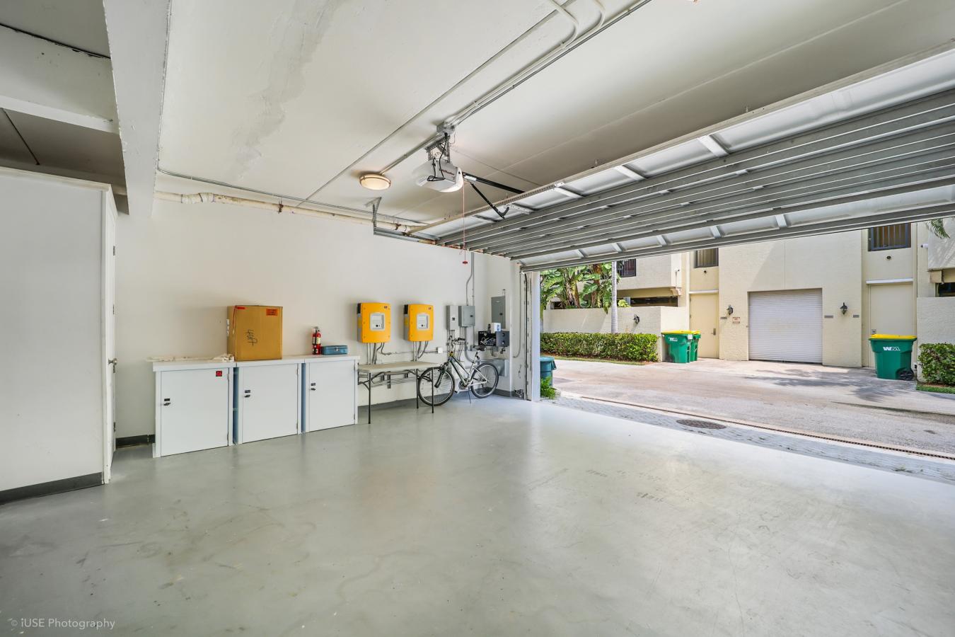 Coral Gables, Florida, 33134, United States, 4 Bedrooms Bedrooms, ,4 BathroomsBathrooms,Residential,For Sale,1867818