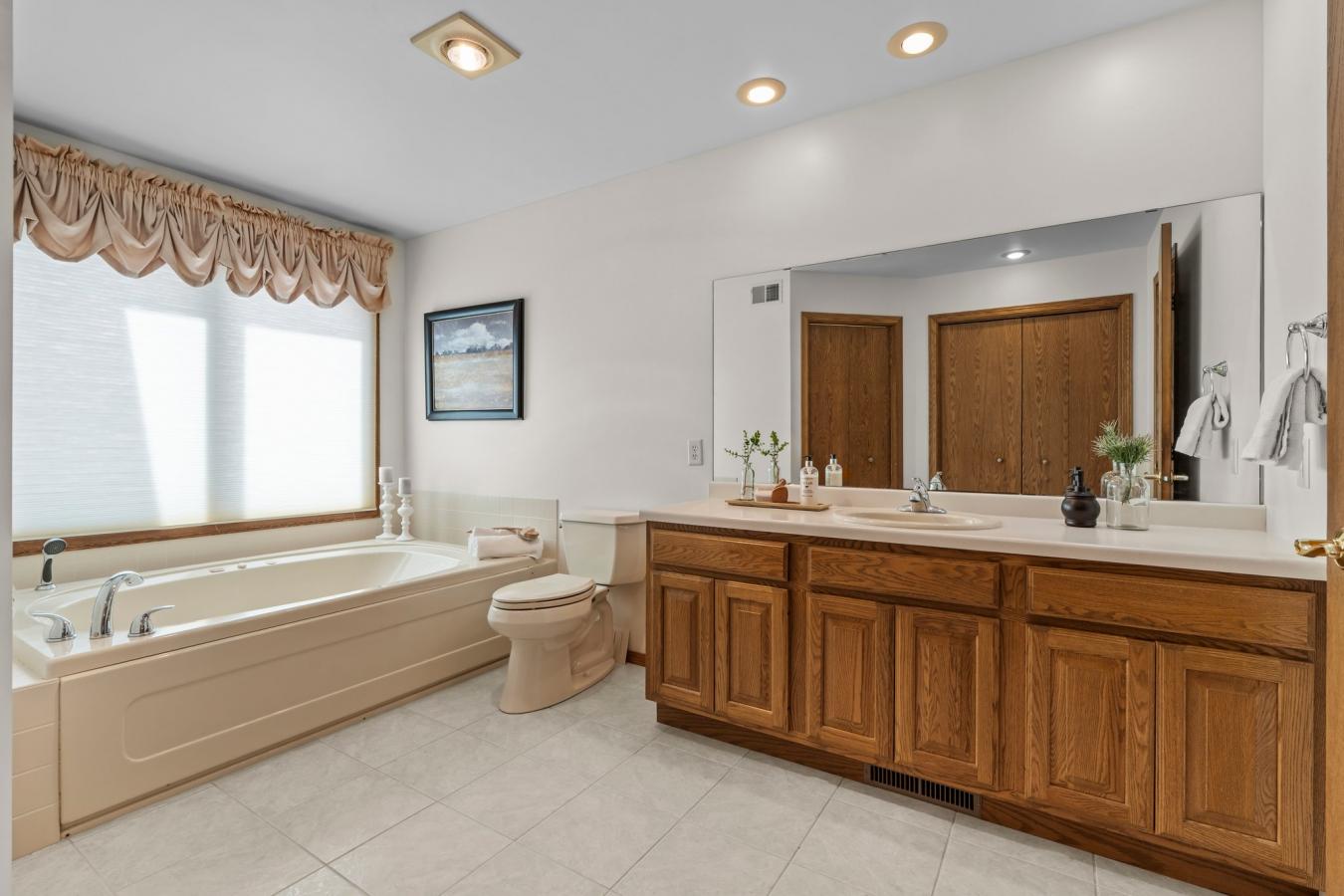 Starbuck, Pope, 56381, United States, 3 Bedrooms Bedrooms, ,3 BathroomsBathrooms,Residential,For Sale,1868999