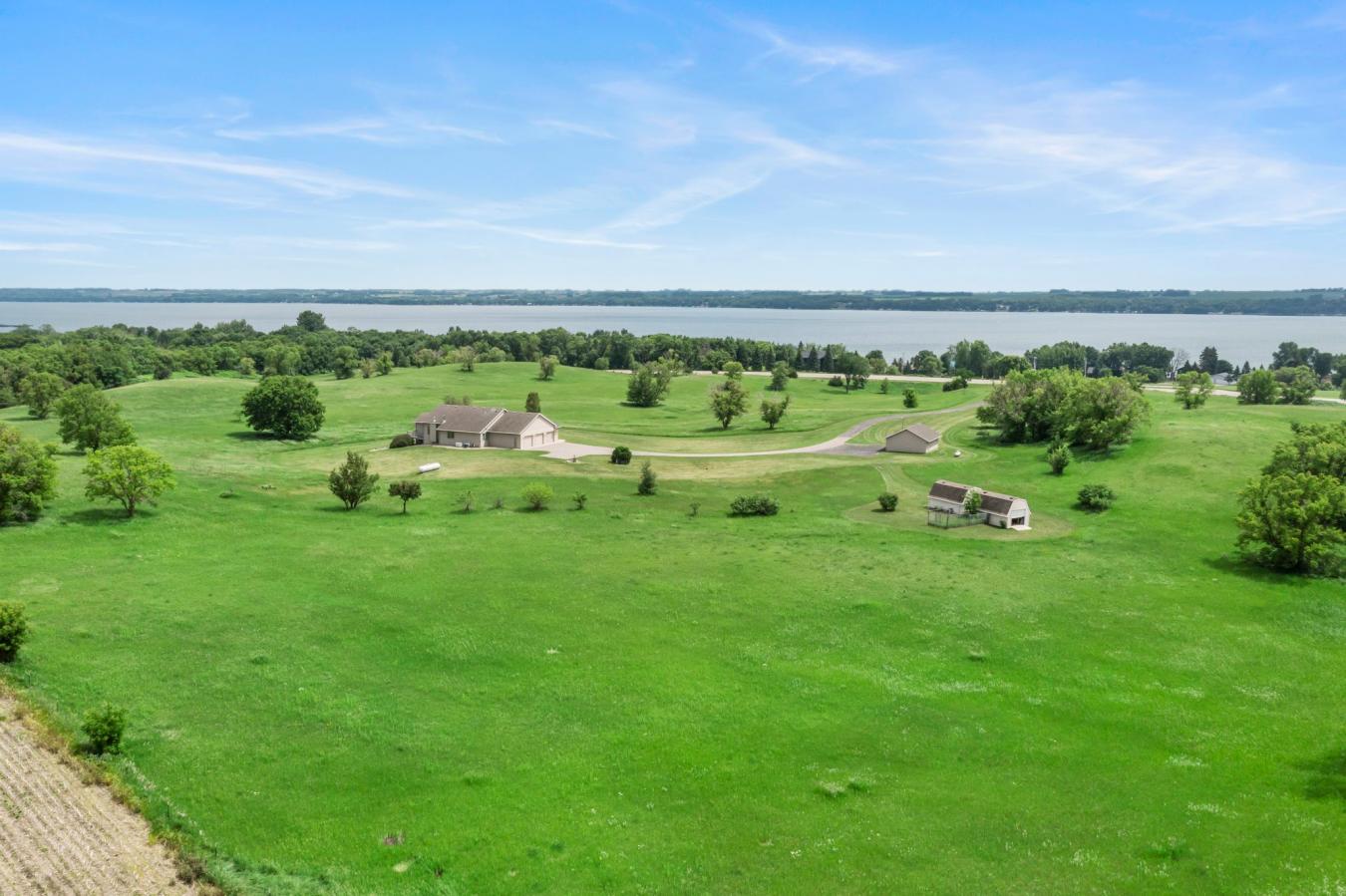 Starbuck, Pope, 56381, United States, 3 Bedrooms Bedrooms, ,3 BathroomsBathrooms,Residential,For Sale,1868999