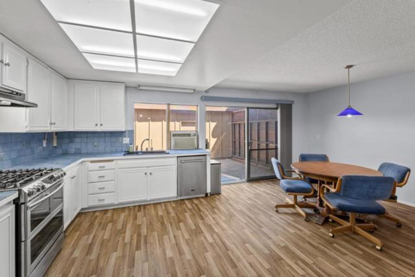 San Jose, California, 95133, United States, 4 Bedrooms Bedrooms, ,2 BathroomsBathrooms,Residential,For Sale,1868995