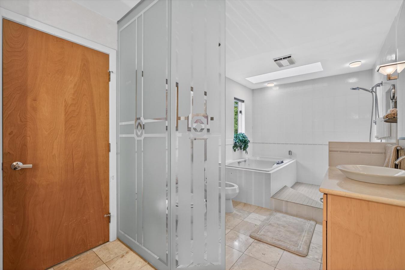 LaGrange, Dutchess, 12540, United States, 4 Bedrooms Bedrooms, ,4 BathroomsBathrooms,Residential,For Sale,1867814