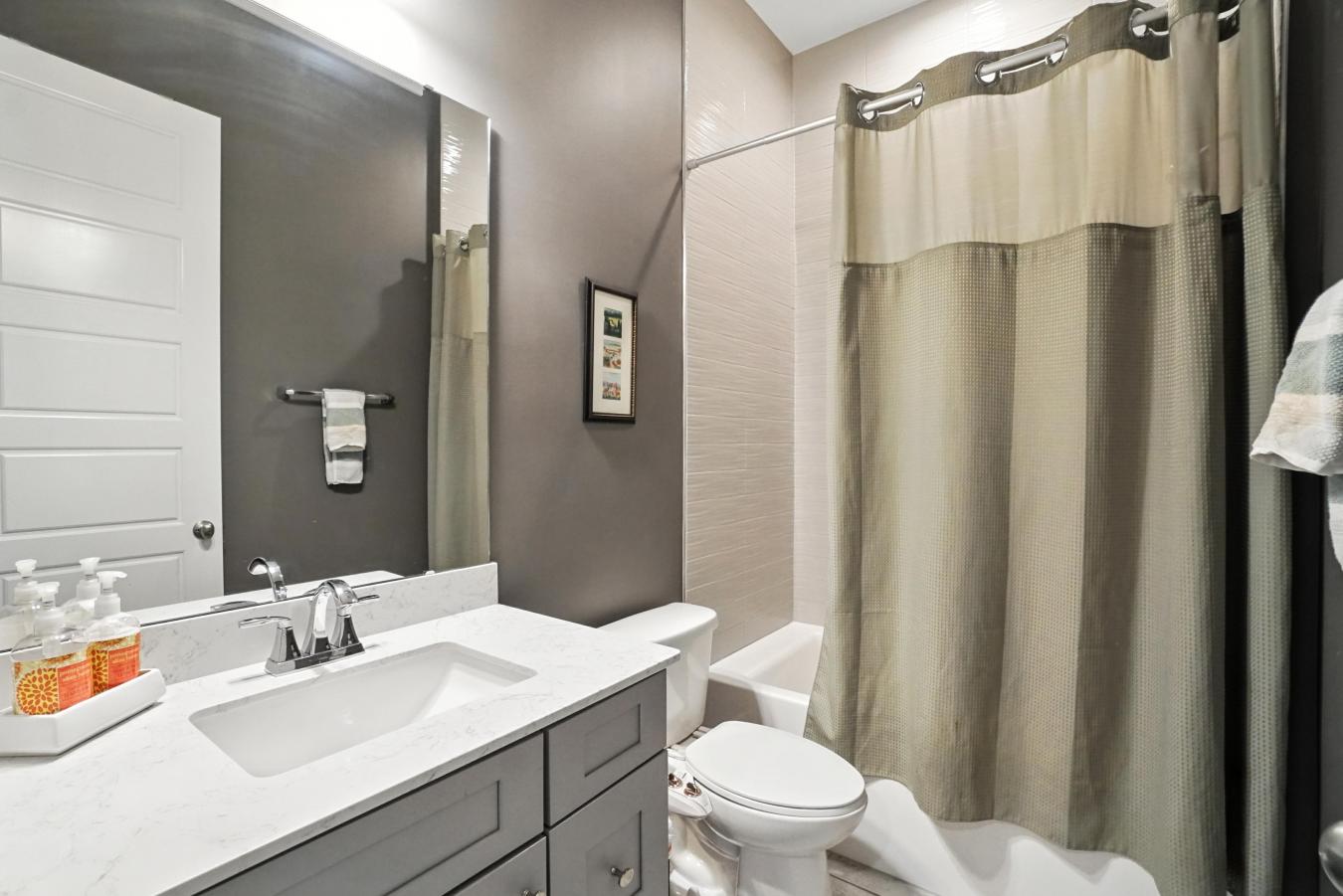 Fort Mill, York, 29708, United States, 5 Bedrooms Bedrooms, ,4 BathroomsBathrooms,Residential,For Sale,1871426