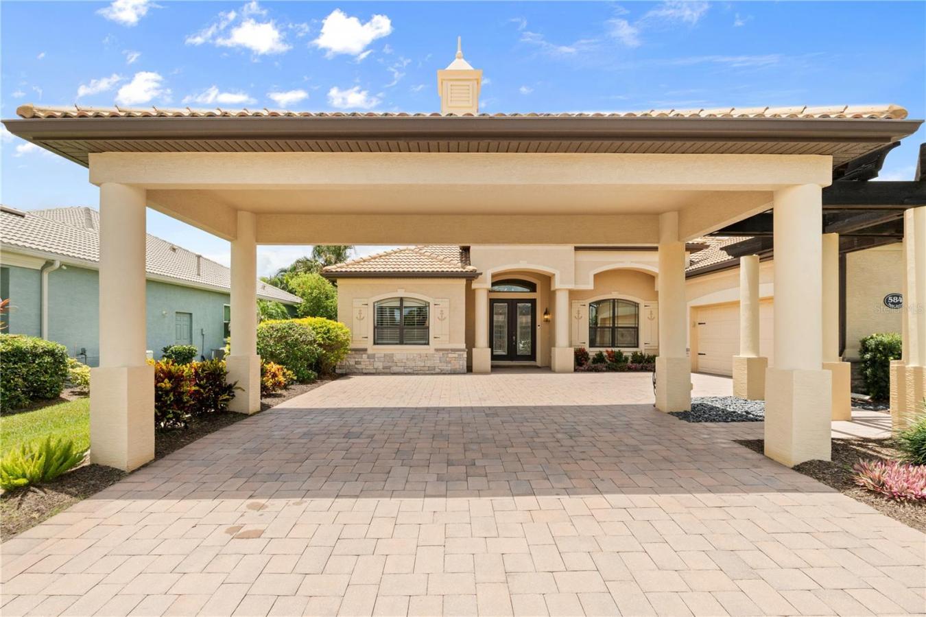 BRADENTON, Florida, 34208, United States, 2 Bedrooms Bedrooms, ,3 BathroomsBathrooms,Residential,For Sale,1871422