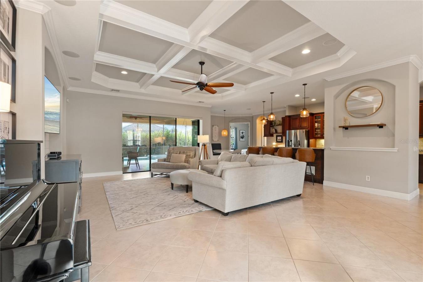 BRADENTON, Florida, 34208, United States, 2 Bedrooms Bedrooms, ,3 BathroomsBathrooms,Residential,For Sale,1871422