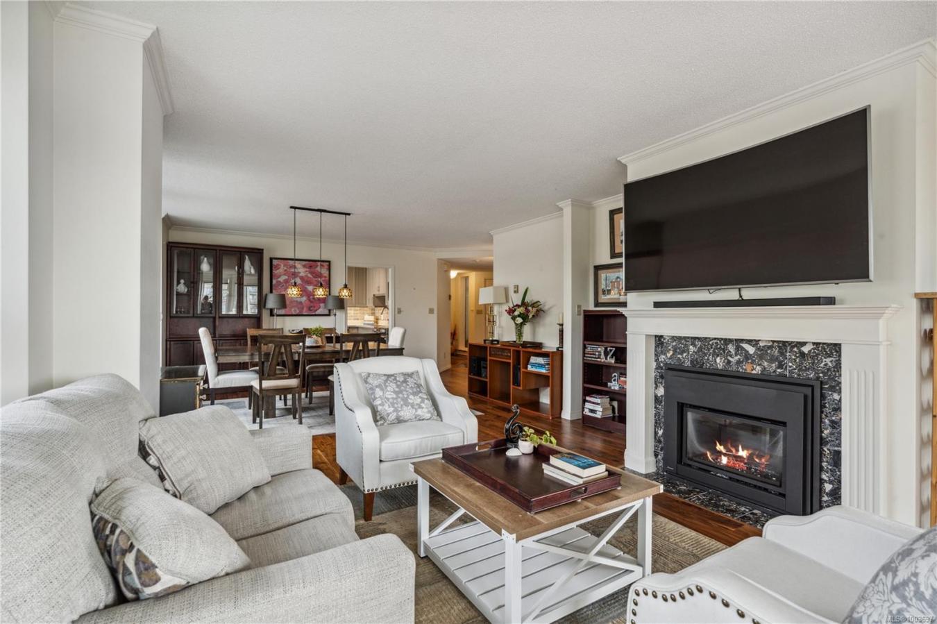 Victoria, BC, V9A 7J9, Canada, 2 Bedrooms Bedrooms, ,-2 BathroomBathrooms,Residential,For Sale,1871731
