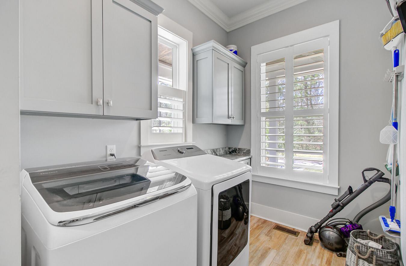 Charleston, South Carolina, 29492, United States, 4 Bedrooms Bedrooms, ,4 BathroomsBathrooms,Residential,For Sale,1871730