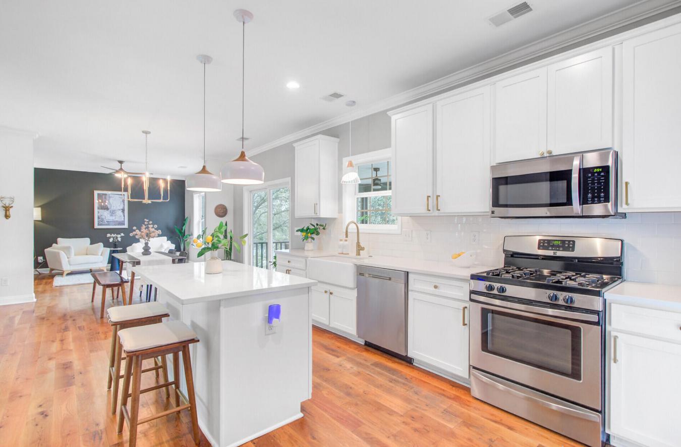 Charleston, South Carolina, 29412, United States, 4 Bedrooms Bedrooms, ,3 BathroomsBathrooms,Residential,For Sale,1871729