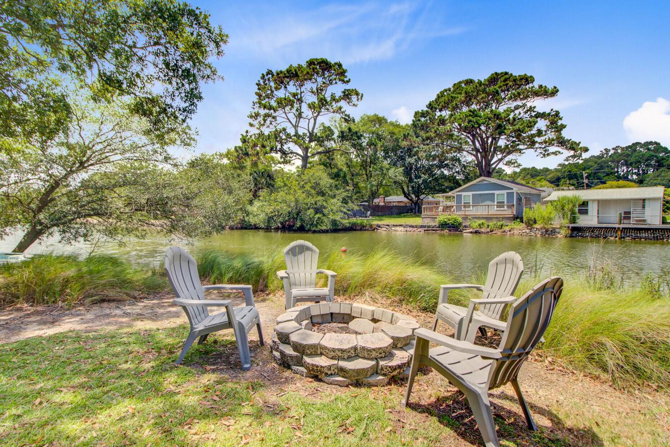 Charleston, South Carolina, 29412, United States, 4 Bedrooms Bedrooms, ,3 BathroomsBathrooms,Residential,For Sale,1871729