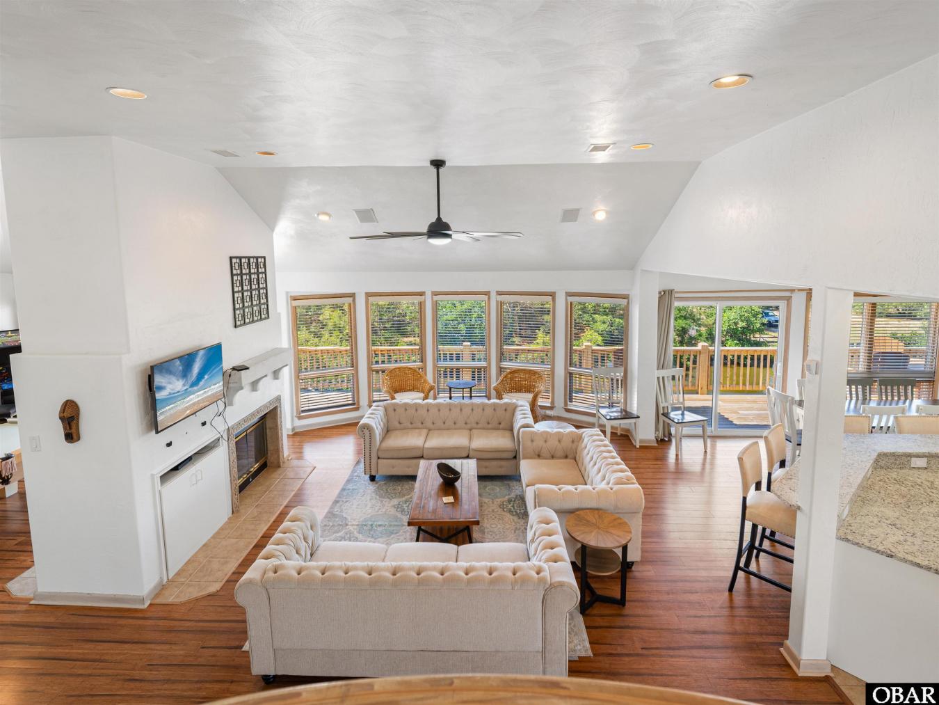 Corolla, North Carolina, 27927, United States, 5 Bedrooms Bedrooms, ,4 BathroomsBathrooms,Residential,For Sale,1871726