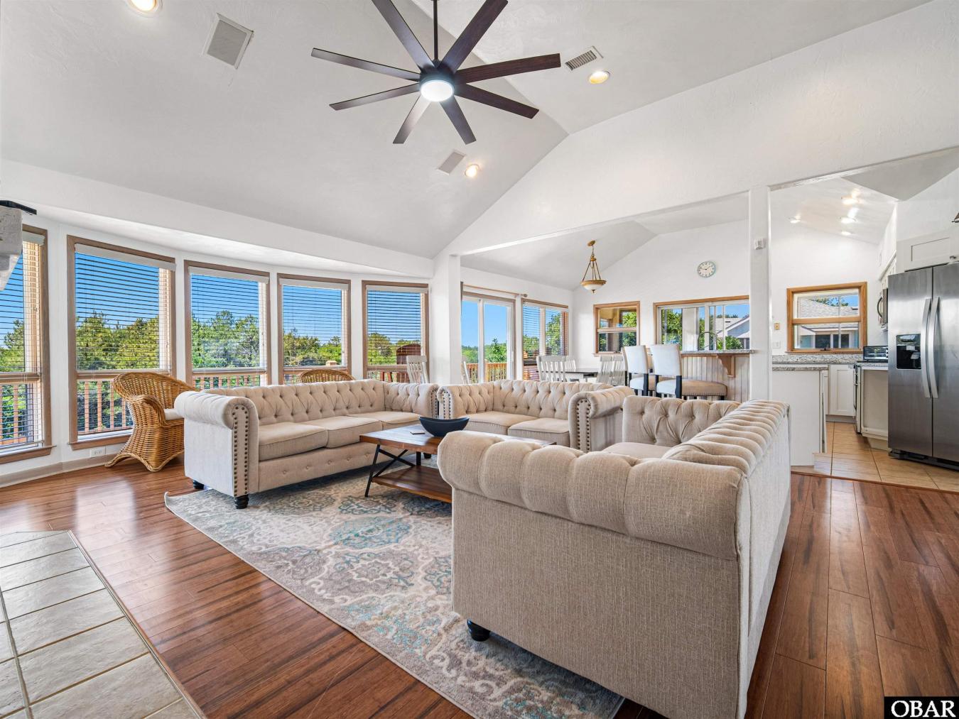 Corolla, North Carolina, 27927, United States, 5 Bedrooms Bedrooms, ,4 BathroomsBathrooms,Residential,For Sale,1871726