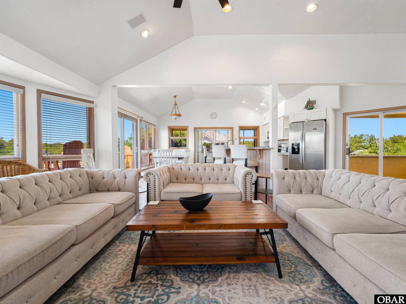 Corolla, North Carolina, 27927, United States, 5 Bedrooms Bedrooms, ,4 BathroomsBathrooms,Residential,For Sale,1871726