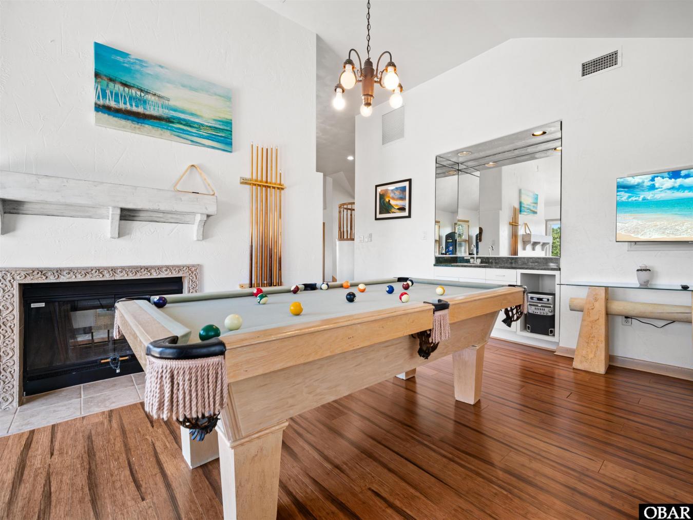 Corolla, North Carolina, 27927, United States, 5 Bedrooms Bedrooms, ,4 BathroomsBathrooms,Residential,For Sale,1871726