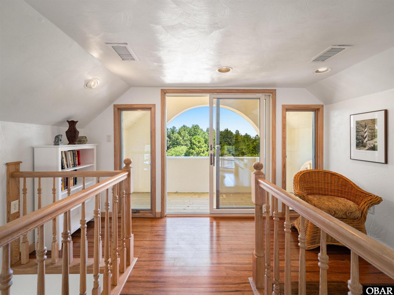 Corolla, North Carolina, 27927, United States, 5 Bedrooms Bedrooms, ,4 BathroomsBathrooms,Residential,For Sale,1871726