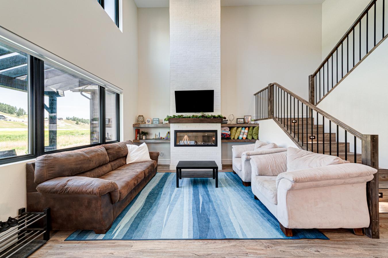 Lake Koocanusa, BC, V0B 1T5, Canada, 6 Bedrooms Bedrooms, ,4 BathroomsBathrooms,Residential,For Sale,1871725