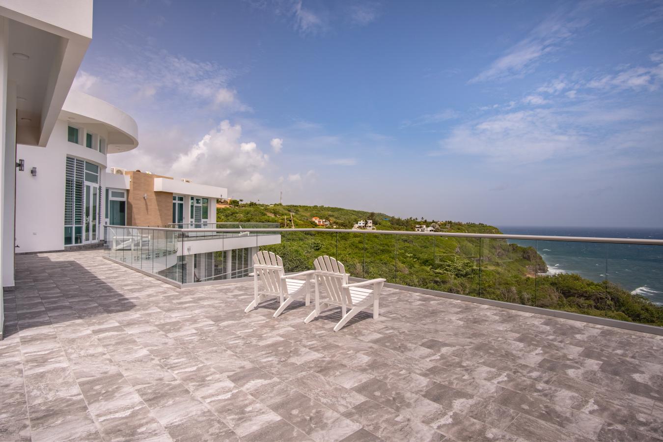 Quebradillas, 00678, Puerto Rico, 5 Bedrooms Bedrooms, ,6 BathroomsBathrooms,Residential,For Sale,1871722