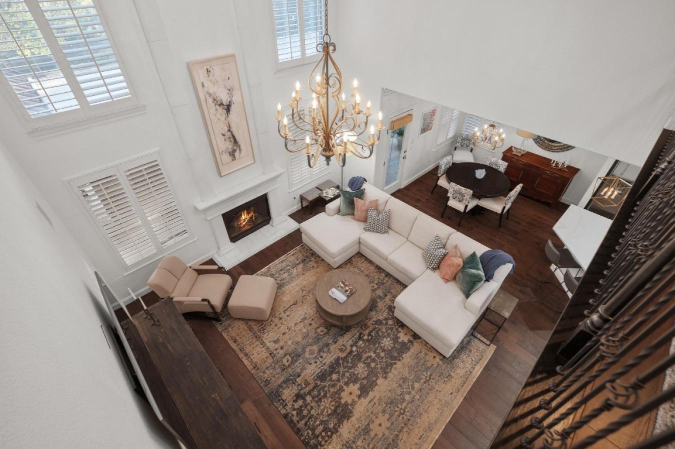 Austin, Texas, 78732, United States, 4 Bedrooms Bedrooms, ,3 BathroomsBathrooms,Residential,For Sale,1871721