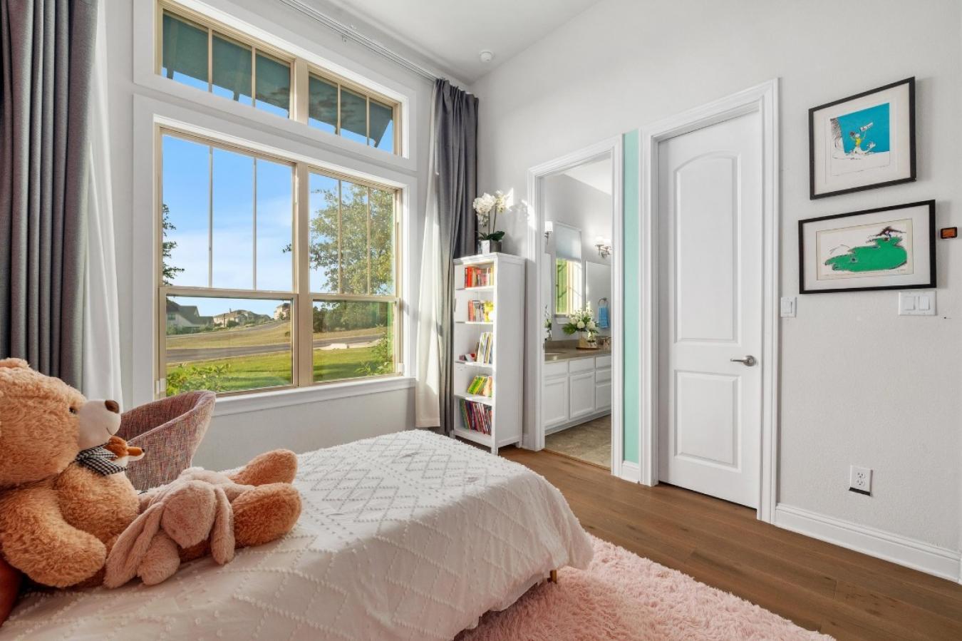 Austin, Texas, 78737, United States, 4 Bedrooms Bedrooms, ,3 BathroomsBathrooms,Residential,For Sale,1871719