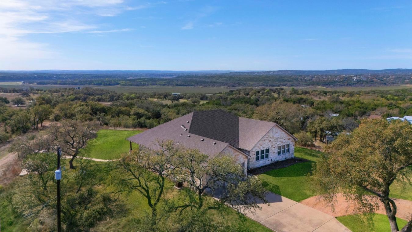 Marble Falls, Texas, 78654, United States, 4 Bedrooms Bedrooms, ,2 BathroomsBathrooms,Residential,For Sale,1871717