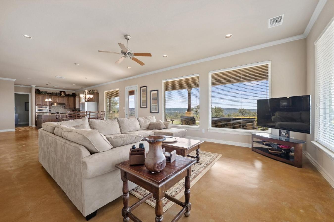 Marble Falls, Texas, 78654, United States, 4 Bedrooms Bedrooms, ,2 BathroomsBathrooms,Residential,For Sale,1871717