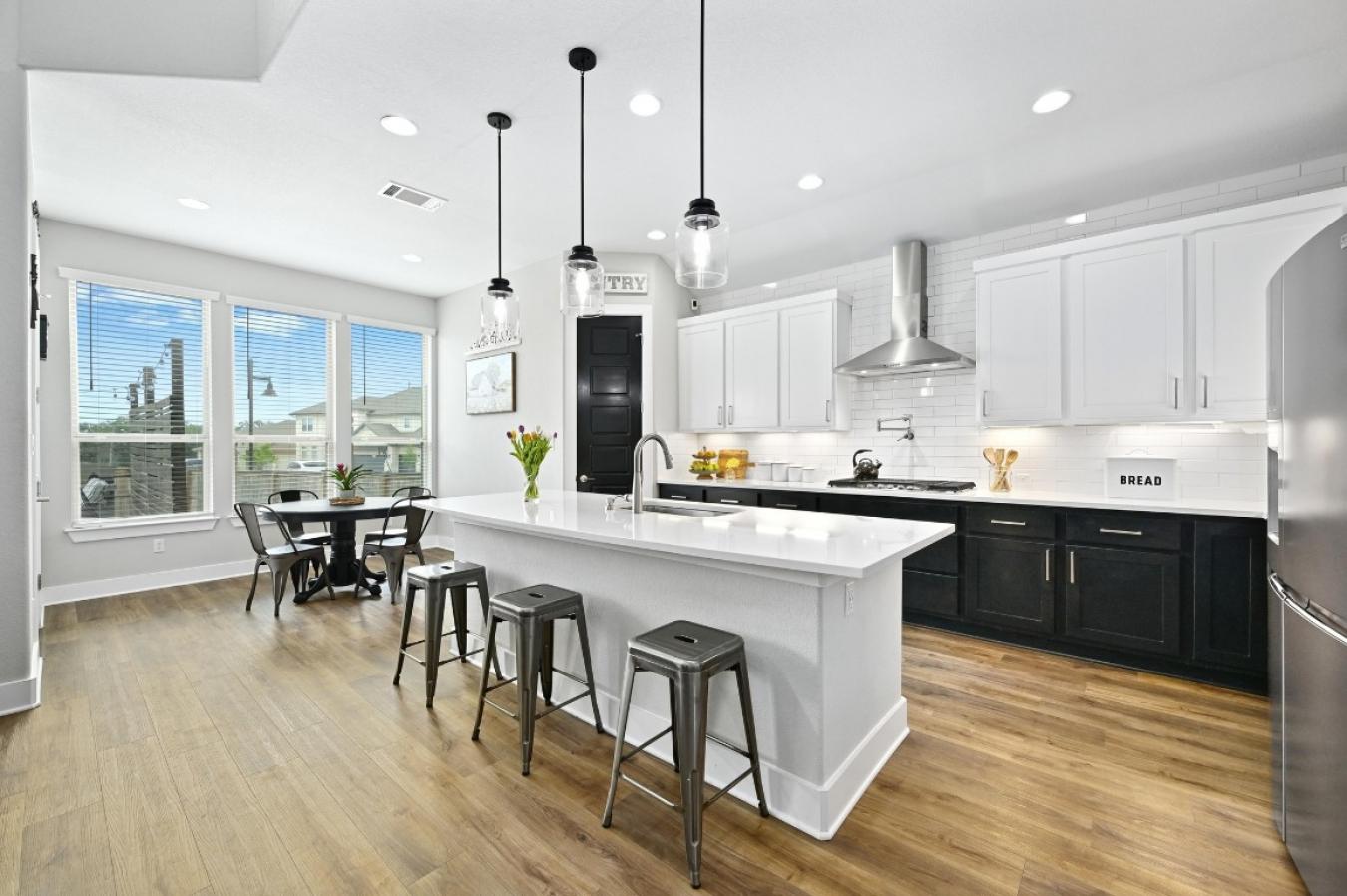 Liberty Hill, Texas, 78642, United States, 6 Bedrooms Bedrooms, ,4 BathroomsBathrooms,Residential,For Sale,1871716