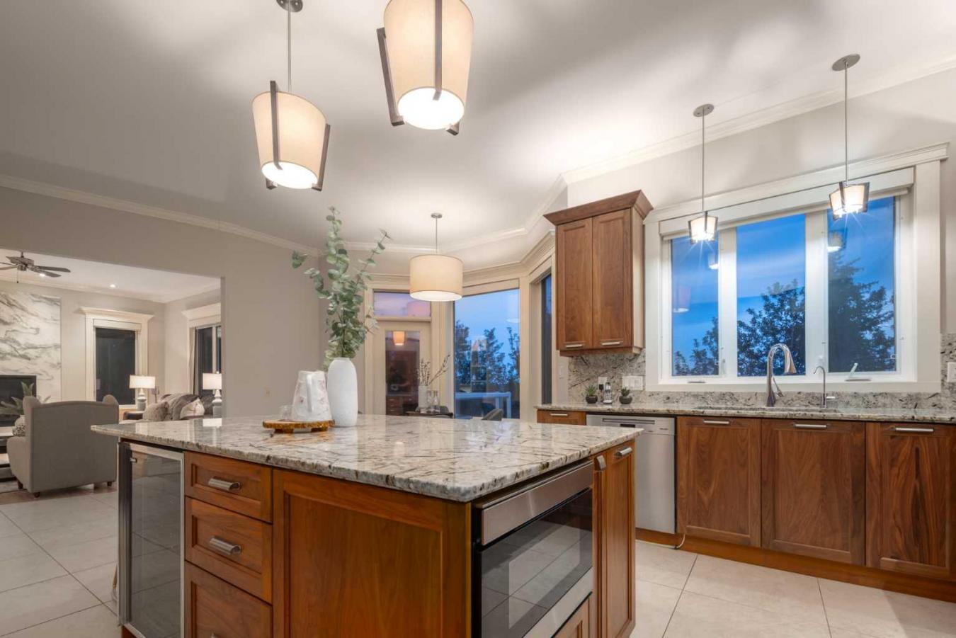 Calgary, AB, T3H 3Y8, Canada, 4 Bedrooms Bedrooms, ,4 BathroomsBathrooms,Residential,For Sale,1871712