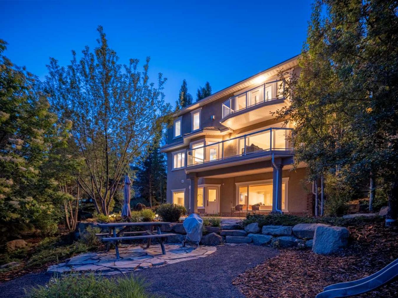 Calgary, AB, T3H 3Y8, Canada, 4 Bedrooms Bedrooms, ,4 BathroomsBathrooms,Residential,For Sale,1871712