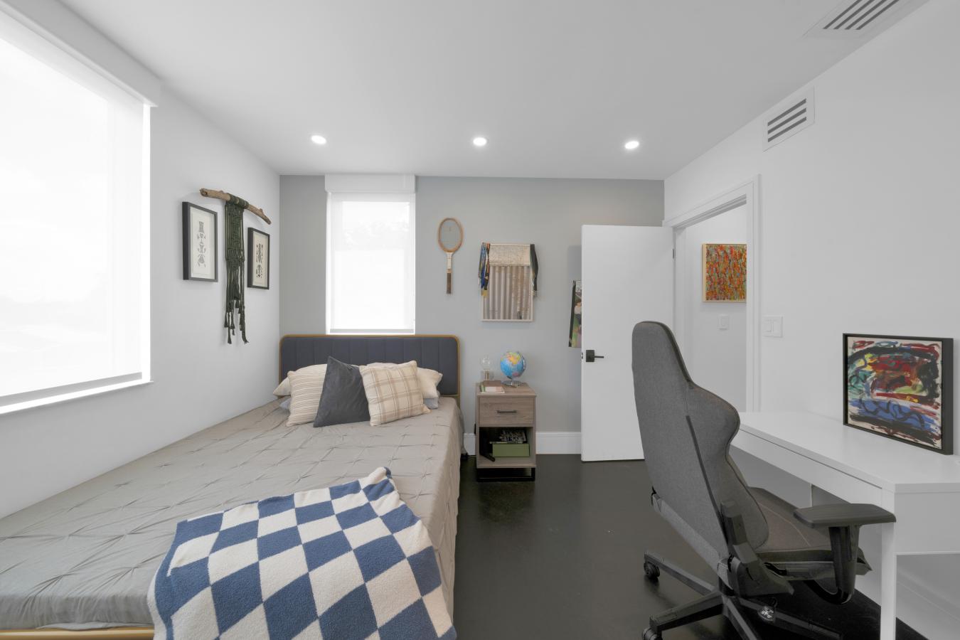 Coral Gables, Florida, 33158, United States, 5 Bedrooms Bedrooms, ,5 BathroomsBathrooms,Residential,For Sale,1868009