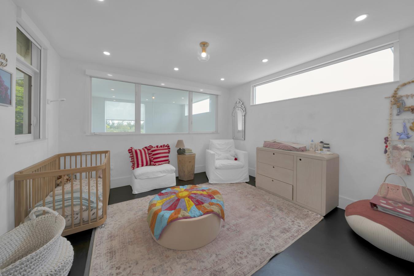 Coral Gables, Florida, 33158, United States, 5 Bedrooms Bedrooms, ,5 BathroomsBathrooms,Residential,For Sale,1868009