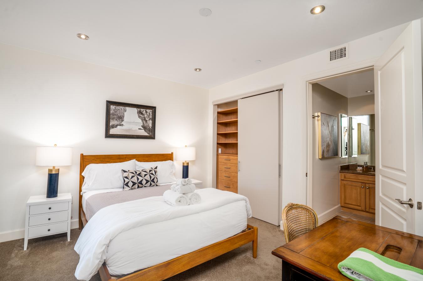 La Jolla, San Diego, 92037, United States, 3 Bedrooms Bedrooms, ,3 BathroomsBathrooms,Residential,For Sale,1868985