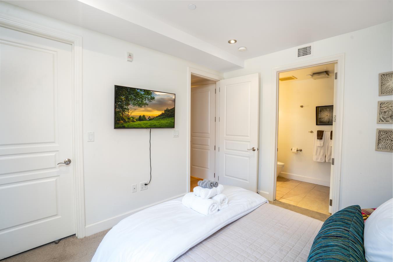 La Jolla, San Diego, 92037, United States, 3 Bedrooms Bedrooms, ,3 BathroomsBathrooms,Residential,For Sale,1868985