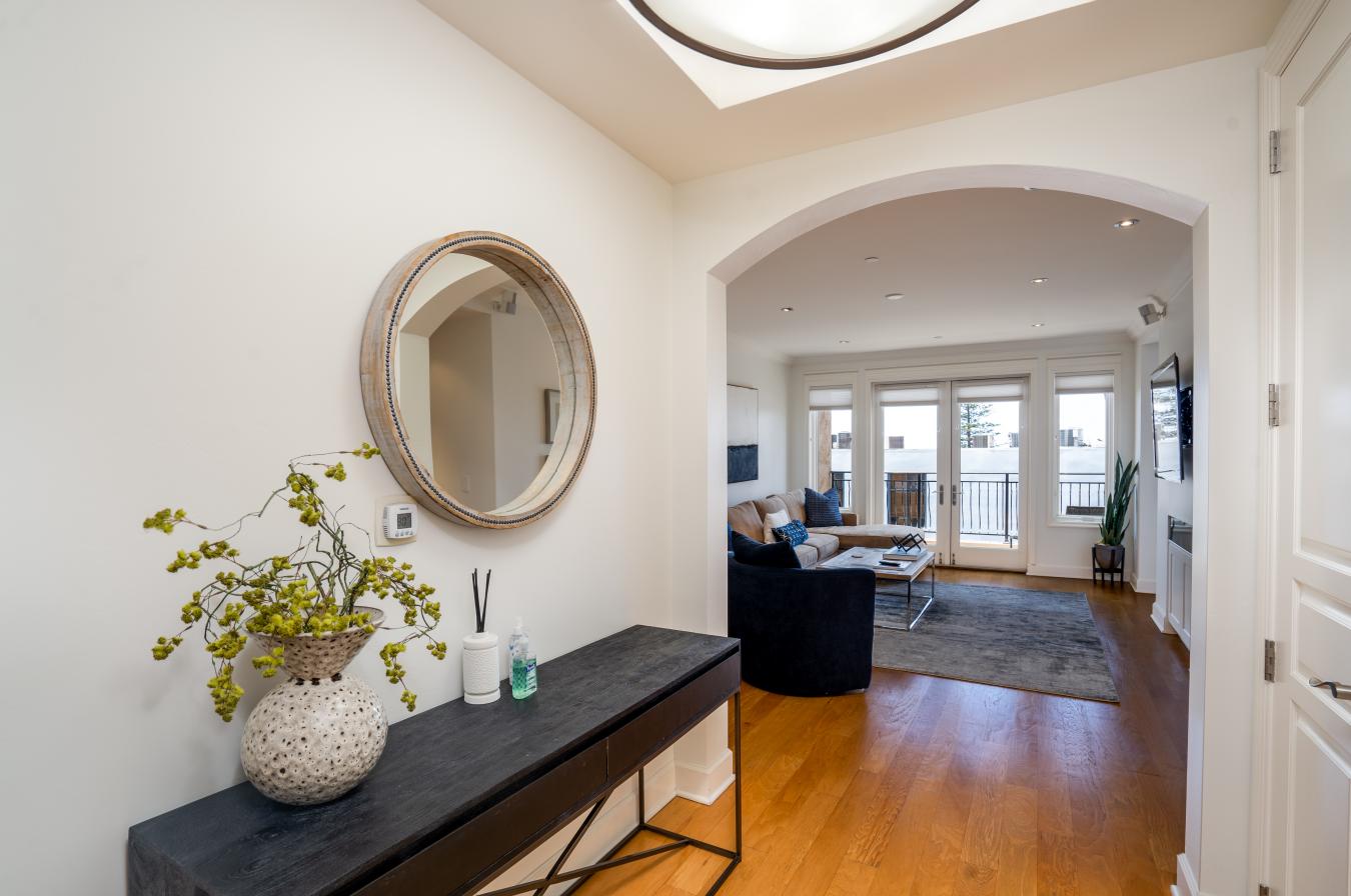 La Jolla, San Diego, 92037, United States, 3 Bedrooms Bedrooms, ,3 BathroomsBathrooms,Residential,For Sale,1868985