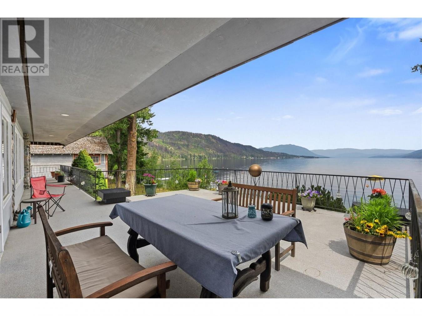 North Shuswap, BC, V0E1M5, Canada, 5 Bedrooms Bedrooms, ,Residential,For Sale,1871707