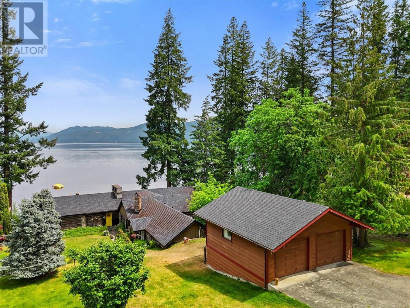 North Shuswap, BC, V0E1M5, Canada, 5 Bedrooms Bedrooms, ,Residential,For Sale,1871707